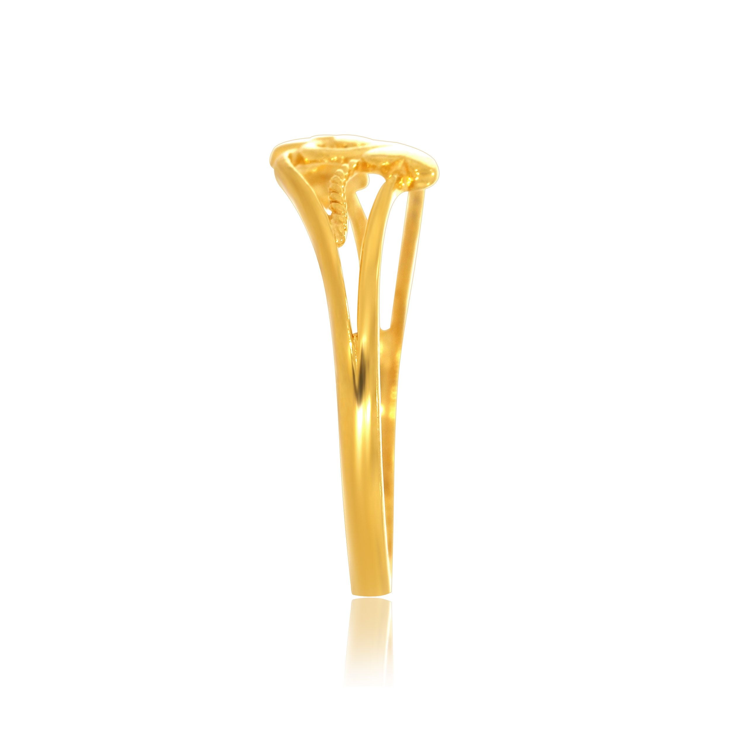 Elegant Gold Ring with Heart Leaf Pattern Design for Jewelry Lovers